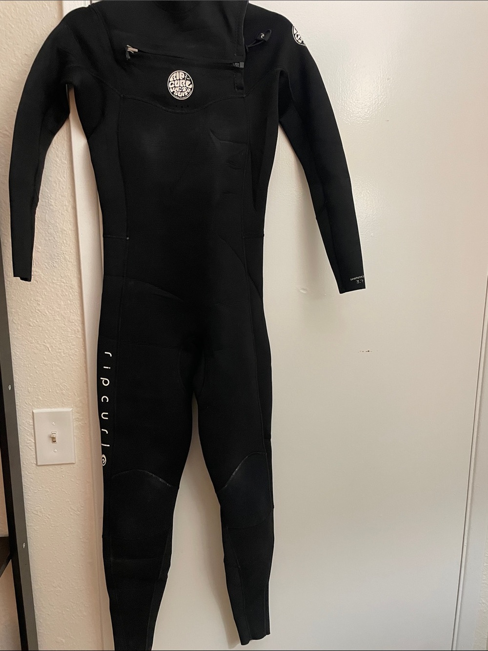 Rip Curl Black Women's Full-Body Wetsuit One-Piece